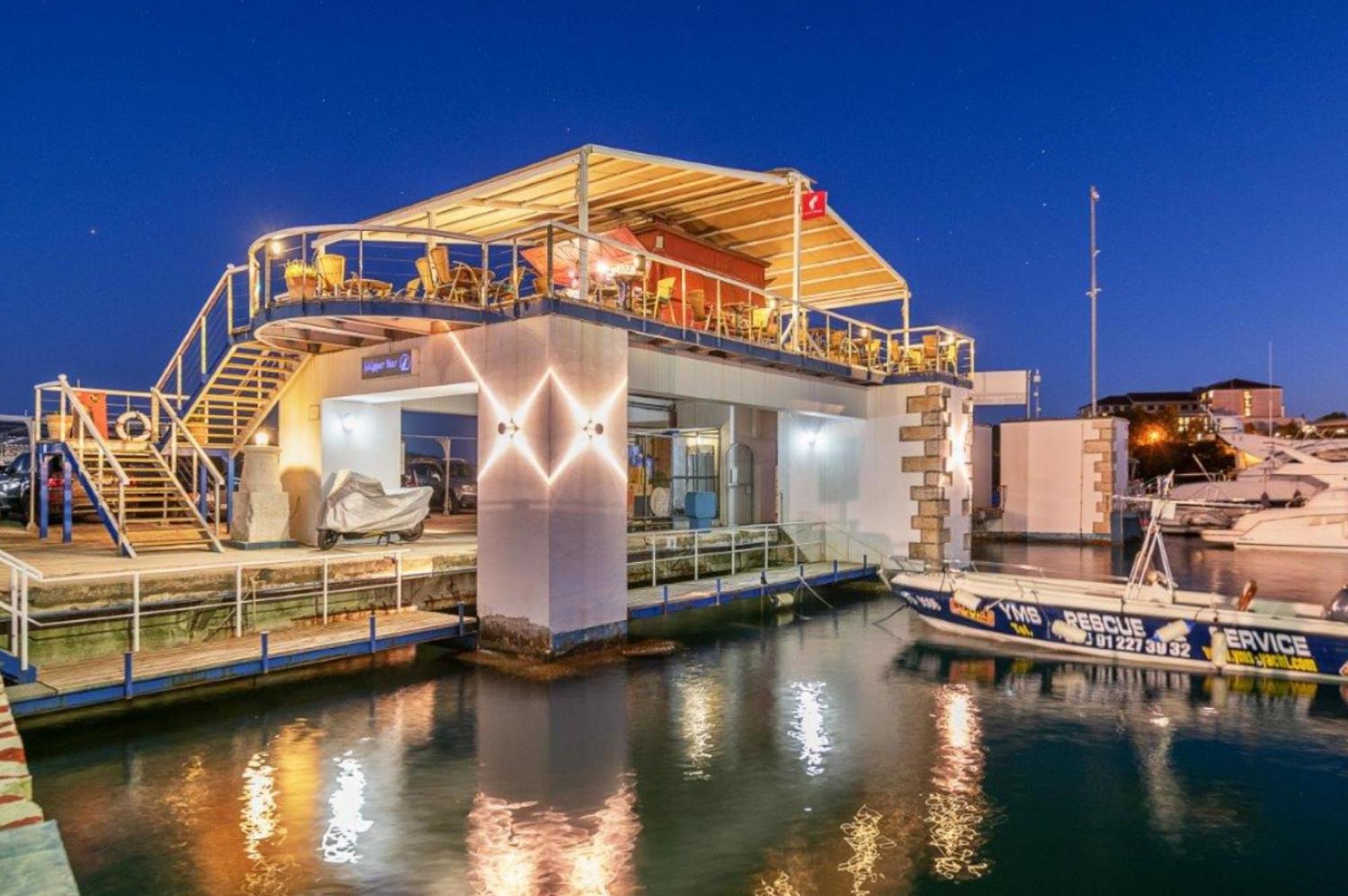 فيلا House Boat Oliva - Floating House بولا المظهر الخارجي الصورة